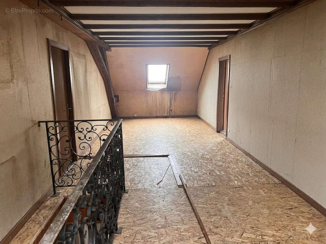 Appartement à CHATENOIS
