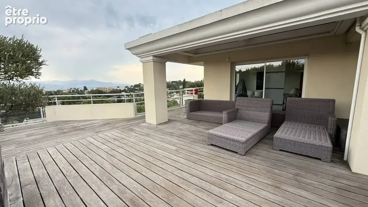 Appartement f5 avec terrasse de 140 M2  Vue mer Antibes ,Secteur Rabiac Estagnol - photo 7