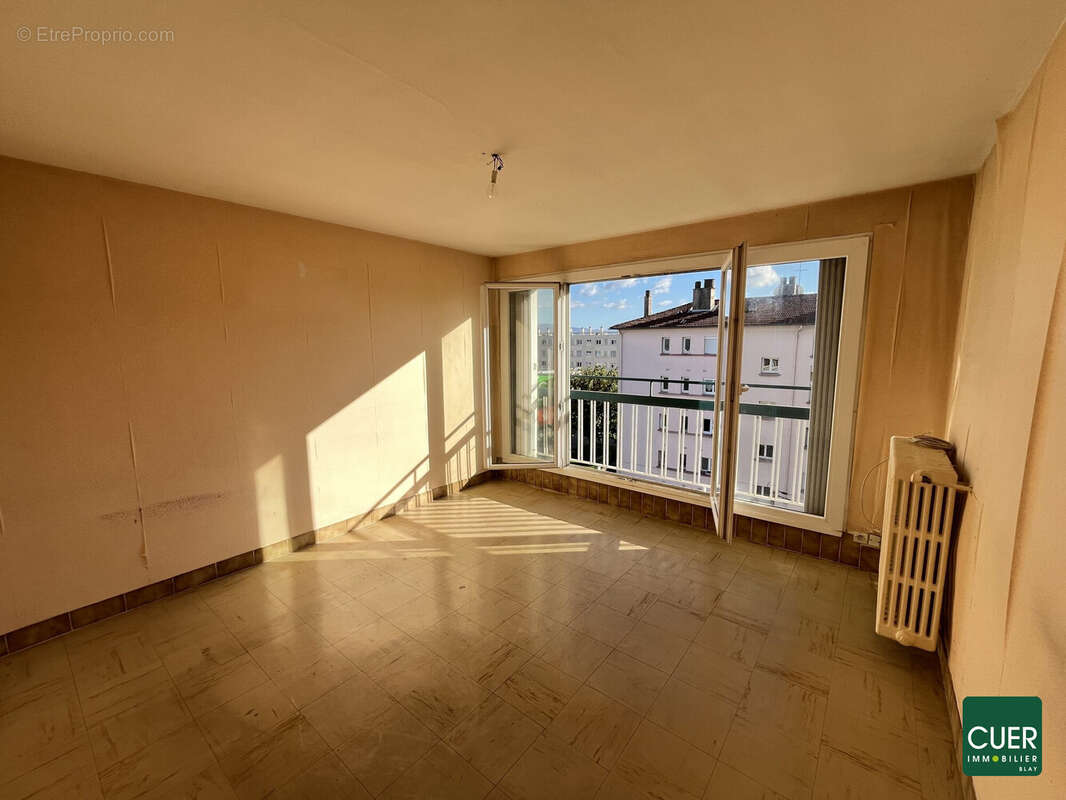 Appartement à BOURG-LES-VALENCE