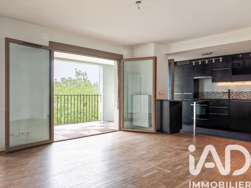 Photo 5 - Appartement à LYON-8E