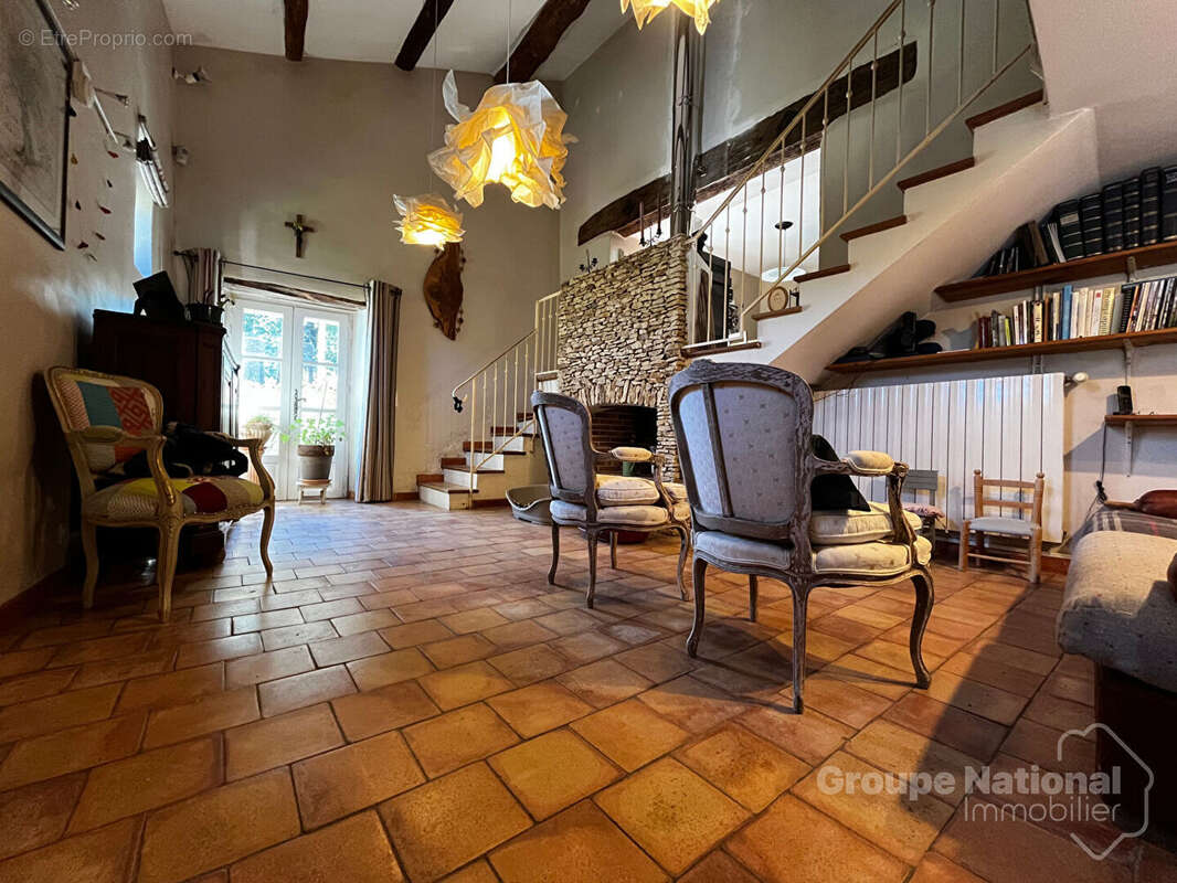 Terrain à GOUDARGUES