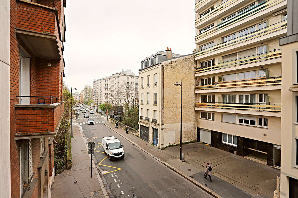 Appartement à PARIS-14E