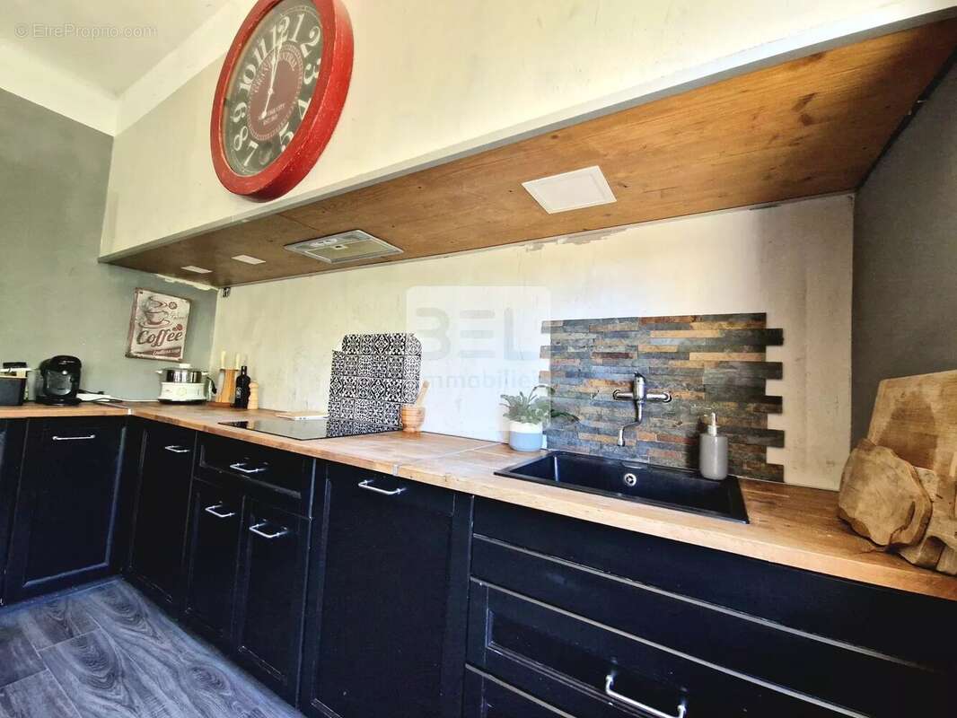 Maison à BAGNOLS-SUR-CEZE