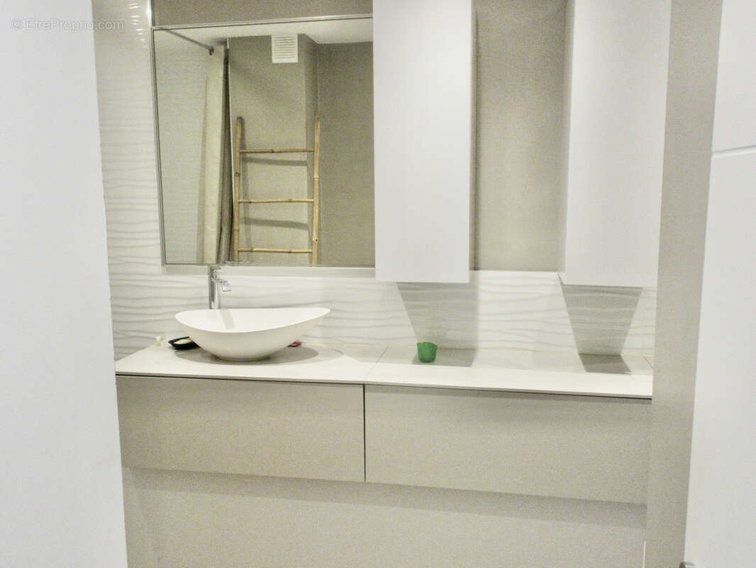 Appartement à MARSEILLE-9E