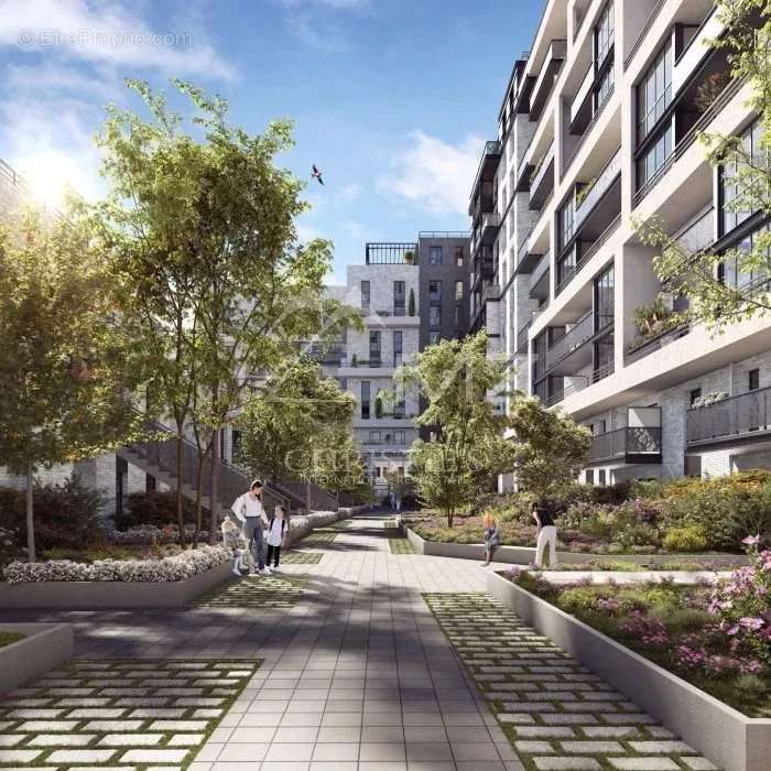 Appartement à SURESNES