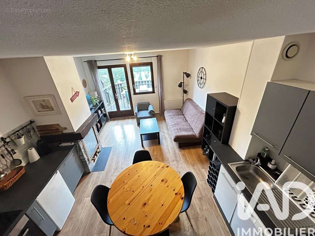 Maison 37 m² à Esquieze-Sere  - photo 2
