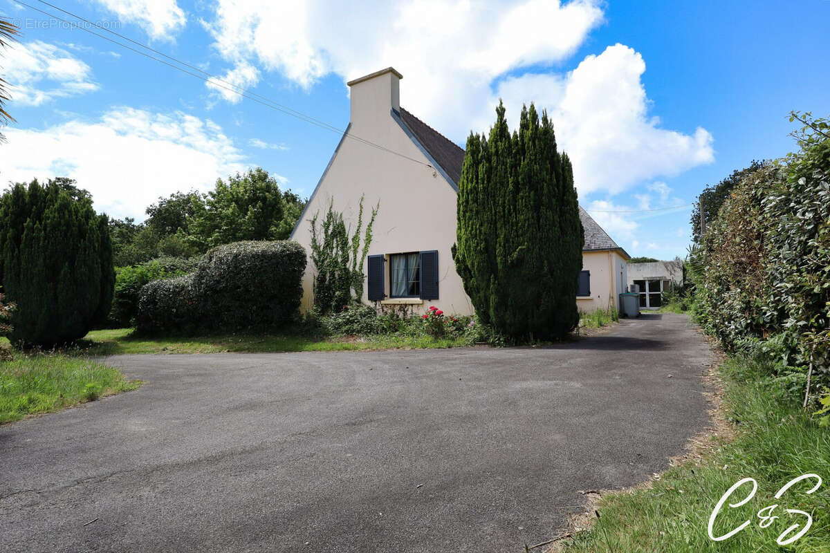 Maison à PLOMEUR