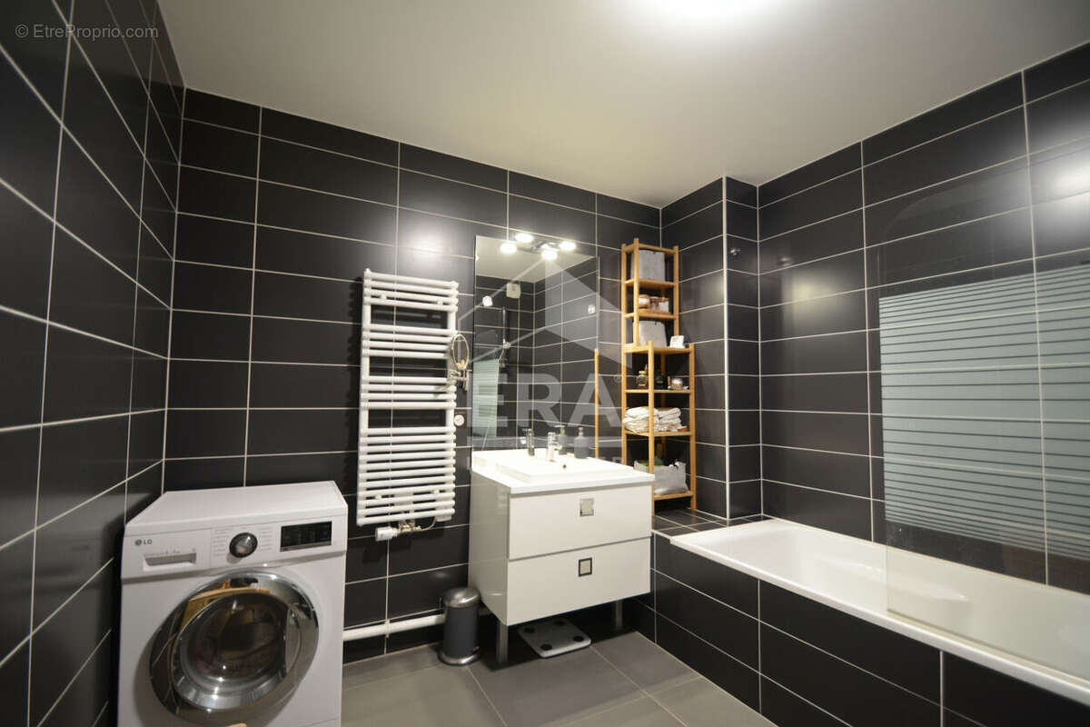 Appartement à ISSY-LES-MOULINEAUX