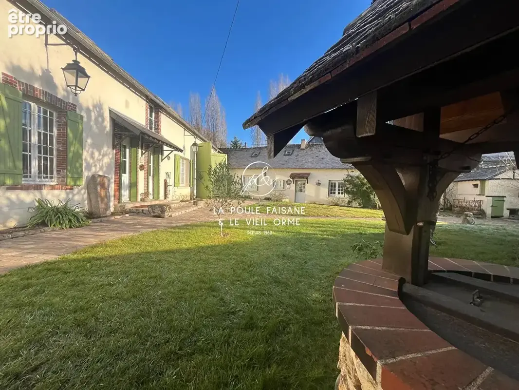 Maison à HOUDAN