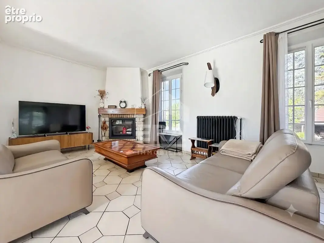 Maison 8 pièces 190 m², charme de l'ancien avec piscine - photo 9