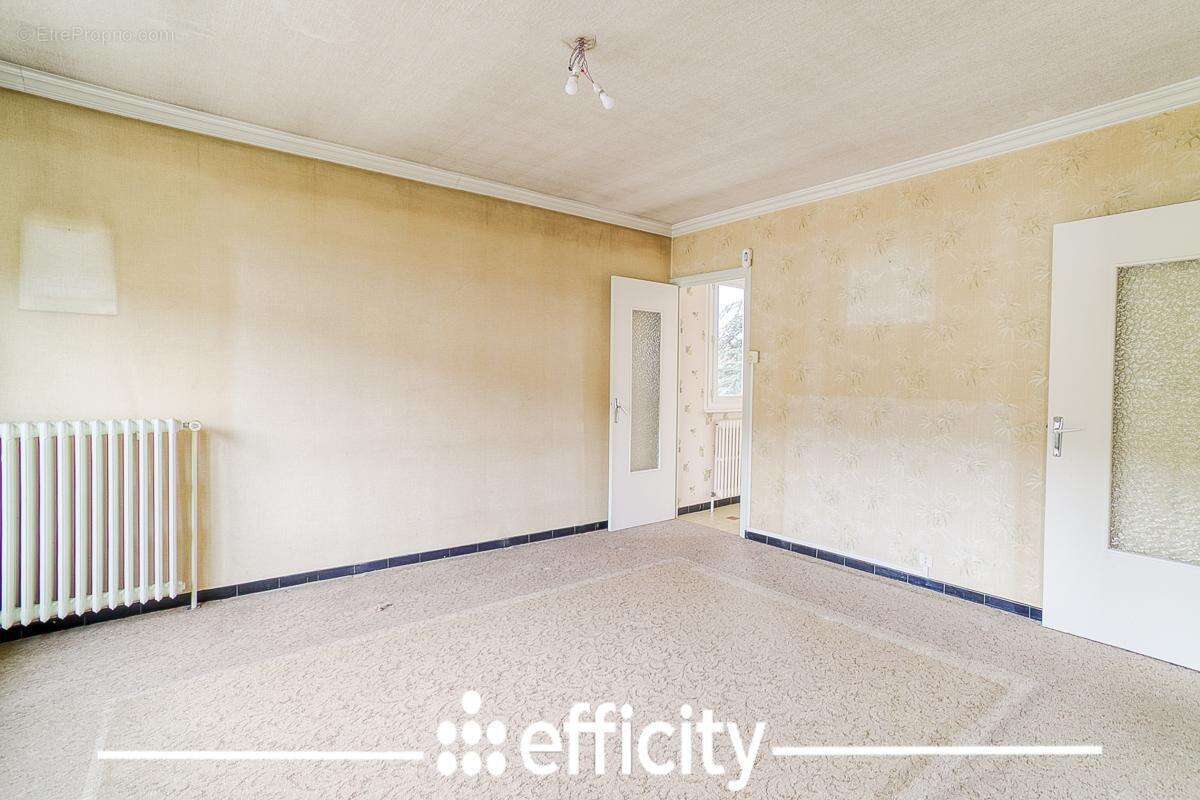 Maison à CHASSE-SUR-RHONE