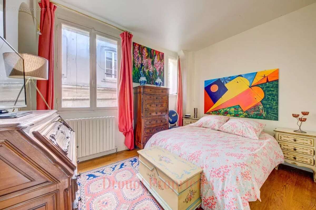 Appartement à PARIS-9E