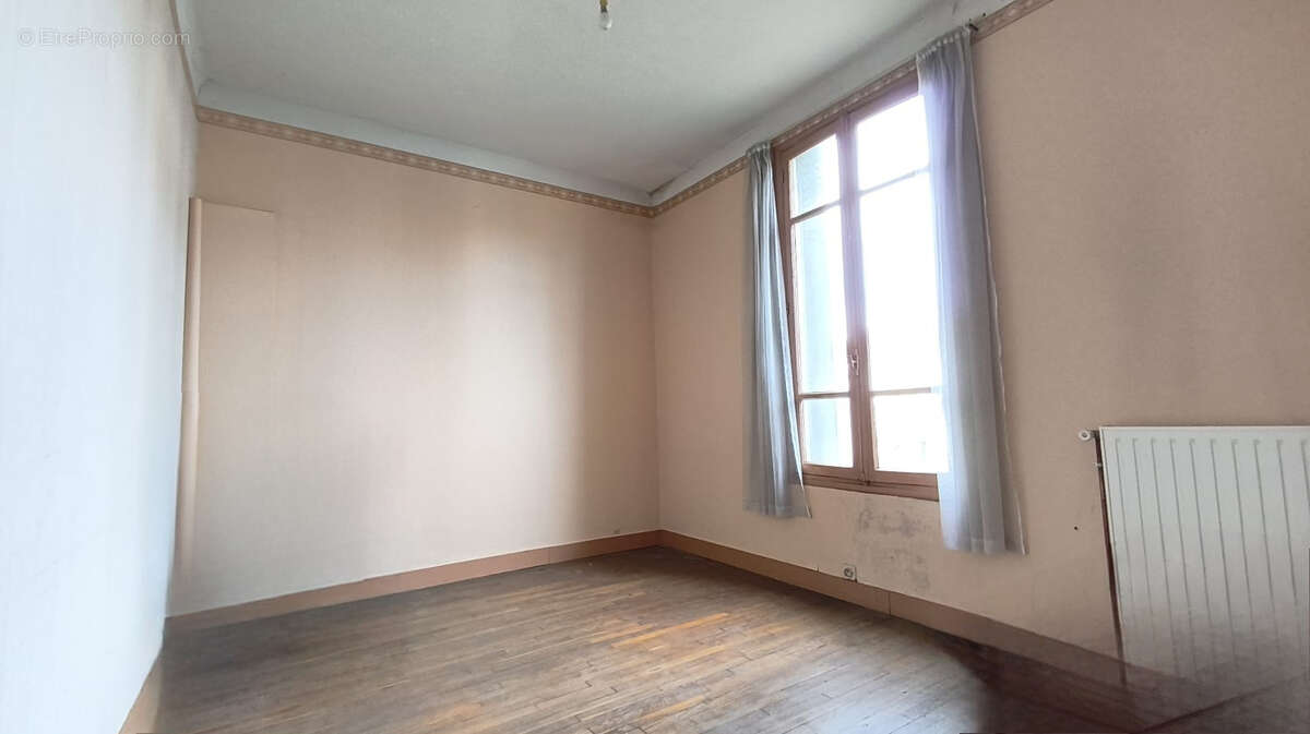Maison à VIGNEUX-SUR-SEINE