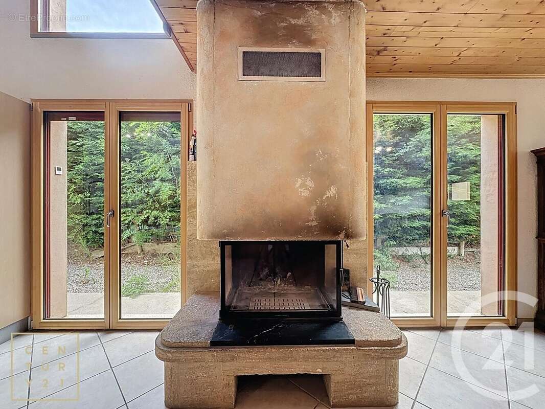 Maison à SAINT-PIERRE-DELS-FORCATS