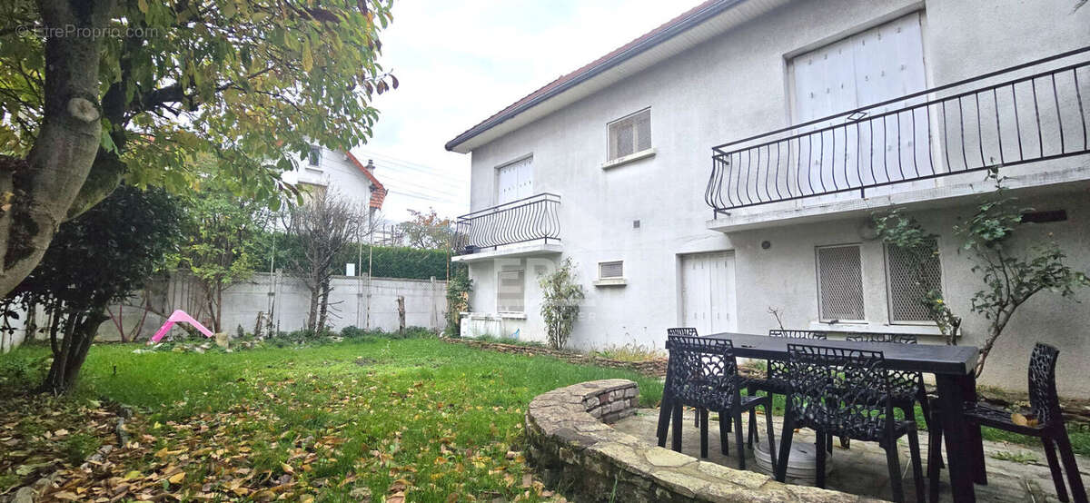 Maison à VILLIERS-SUR-MARNE