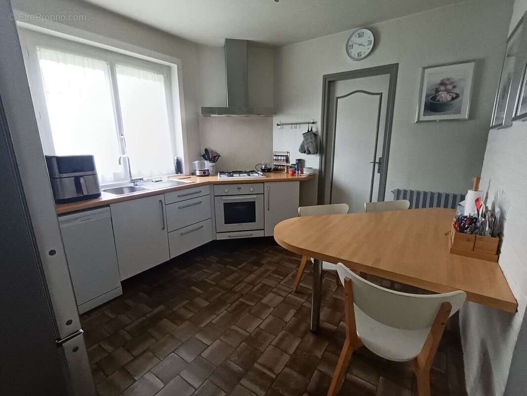 Maison 95 m² à Vaulx-Vraucourt  - photo 5