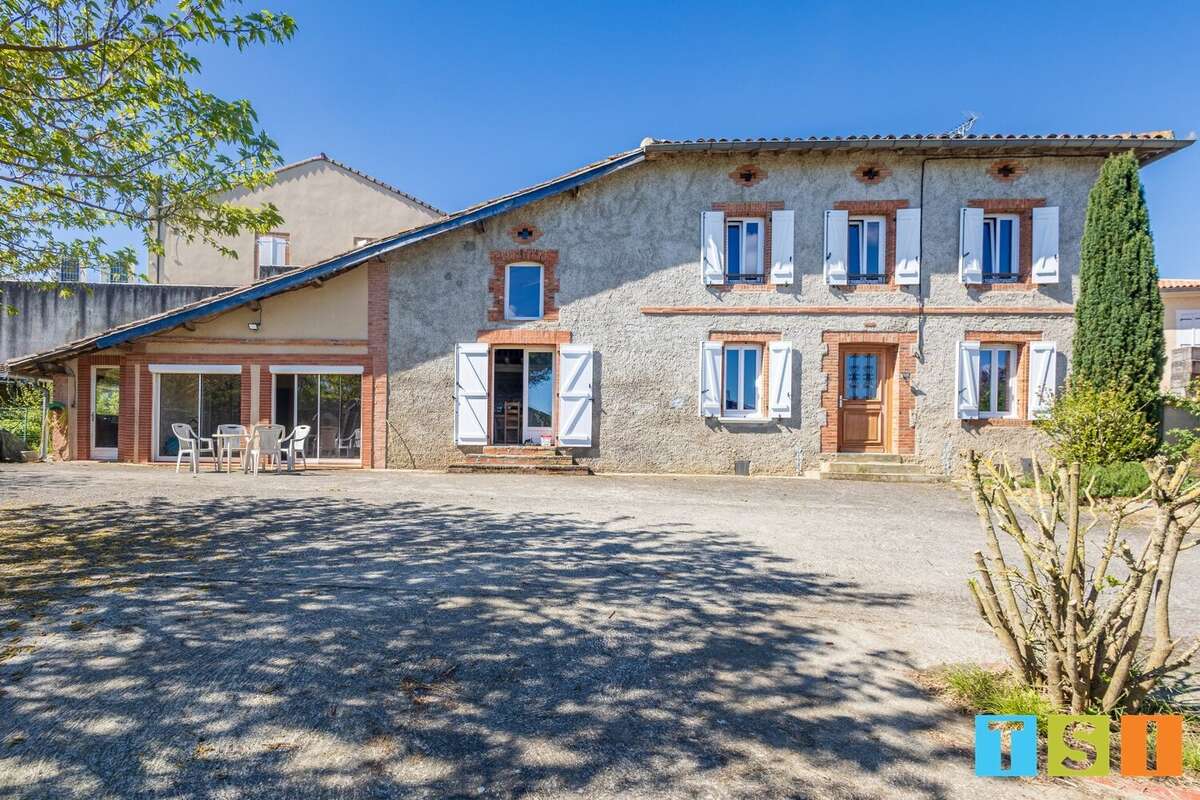 Maison à POUY-DE-TOUGES