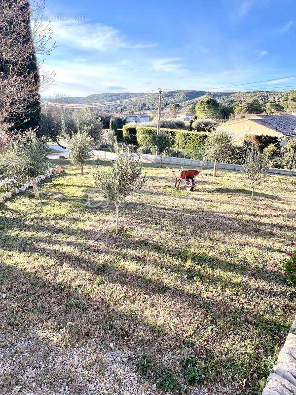 Maison à VILLECROZE