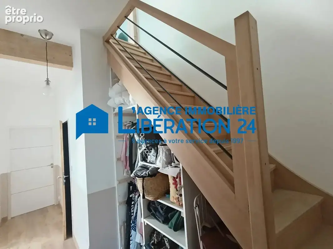 T3 rénové avec tropezienne - photo 9