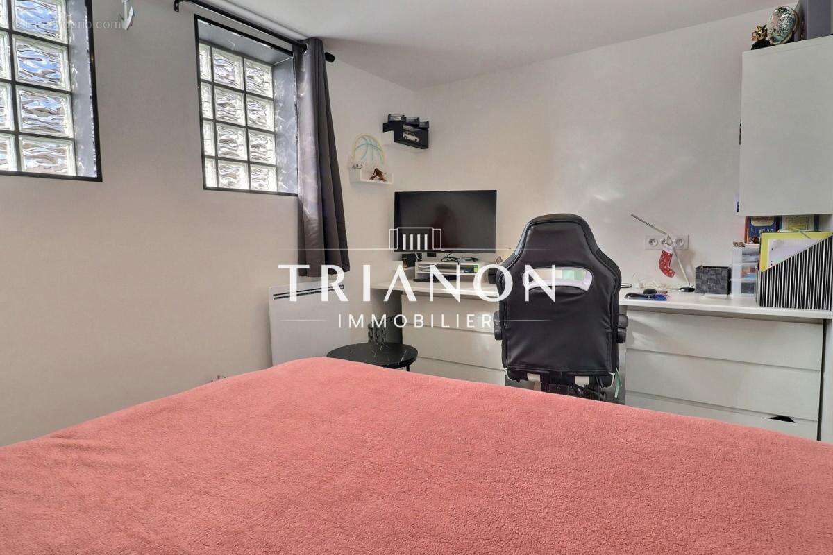 Appartement à SAINT-NOM-LA-BRETECHE