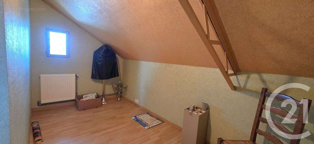 Maison à LE CREUSOT