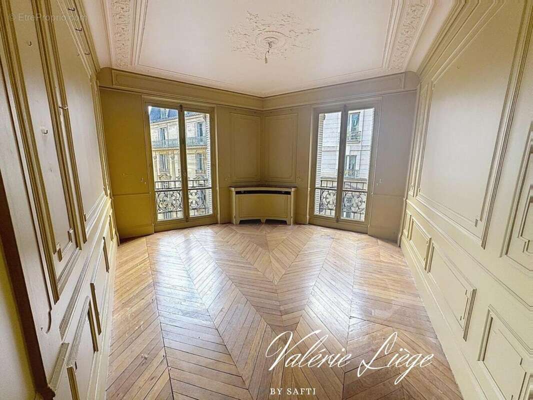Photo 2 - Appartement à PARIS-8E