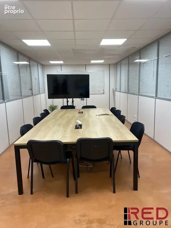 Commerce 937 m² à Gardanne  - photo 3