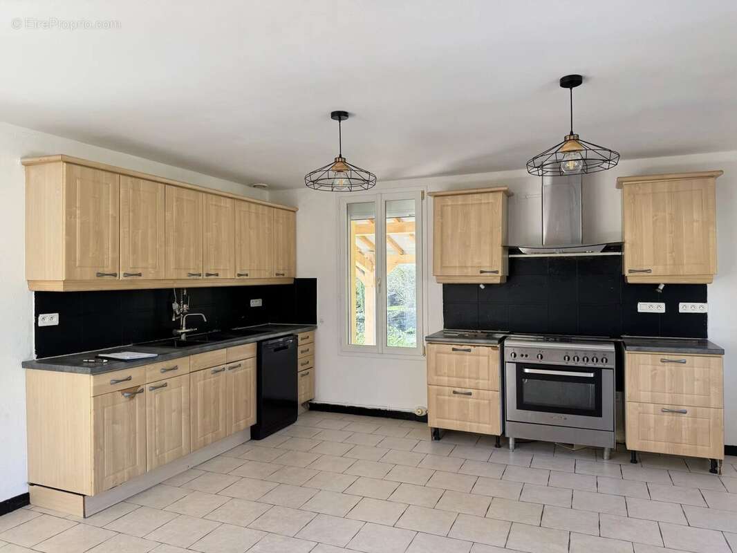 Maison à FRONTENAUD