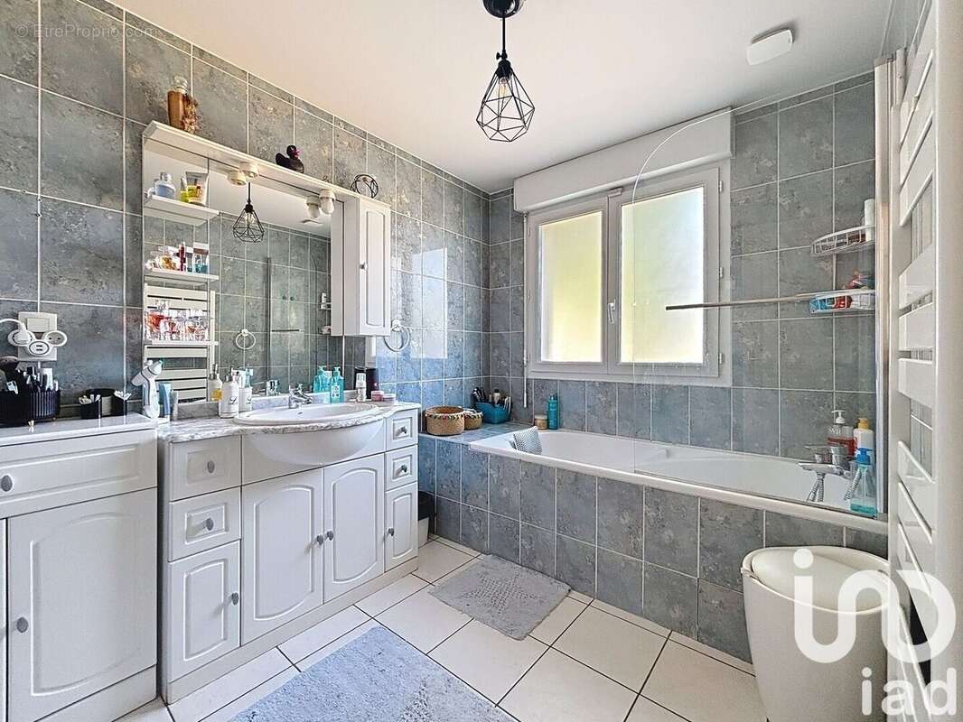 Photo 6 - Maison à BALLAINVILLIERS