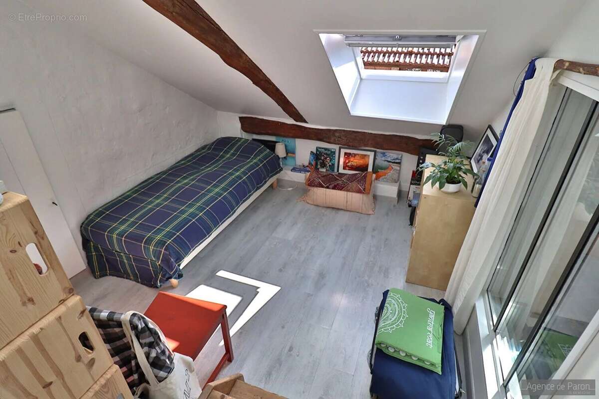 Maison à VERRIERES-LE-BUISSON