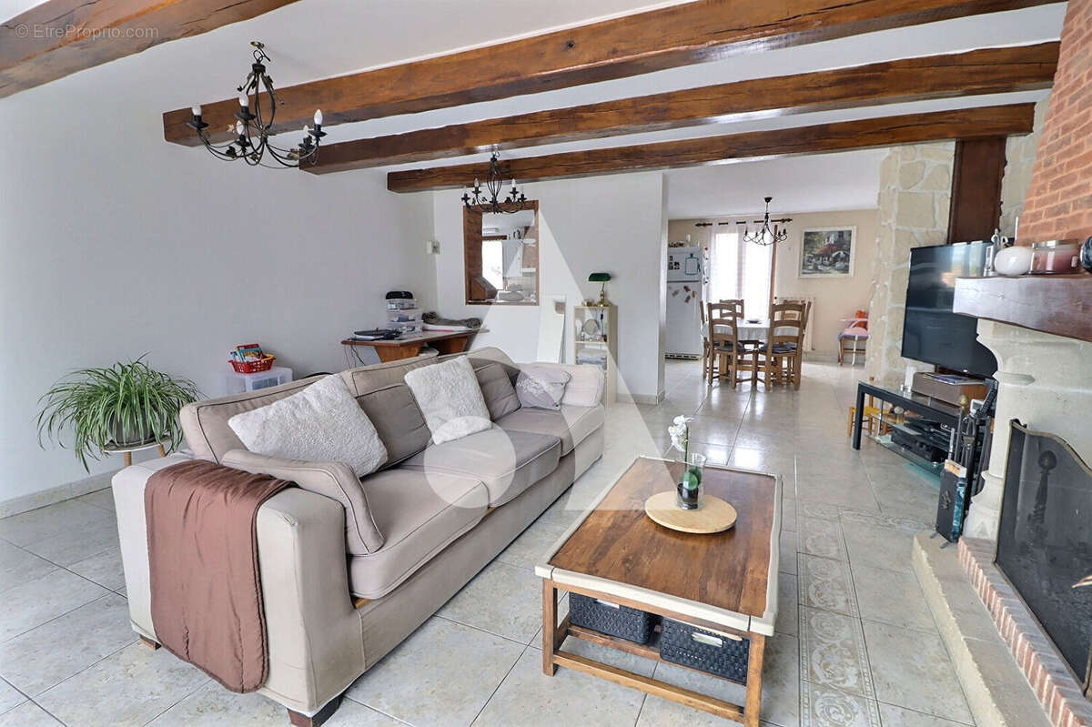 Coup de coeur ! Maison individuelle avec 4 chambres, dépendance et emplacement privilégié à Pontoise - photo 4