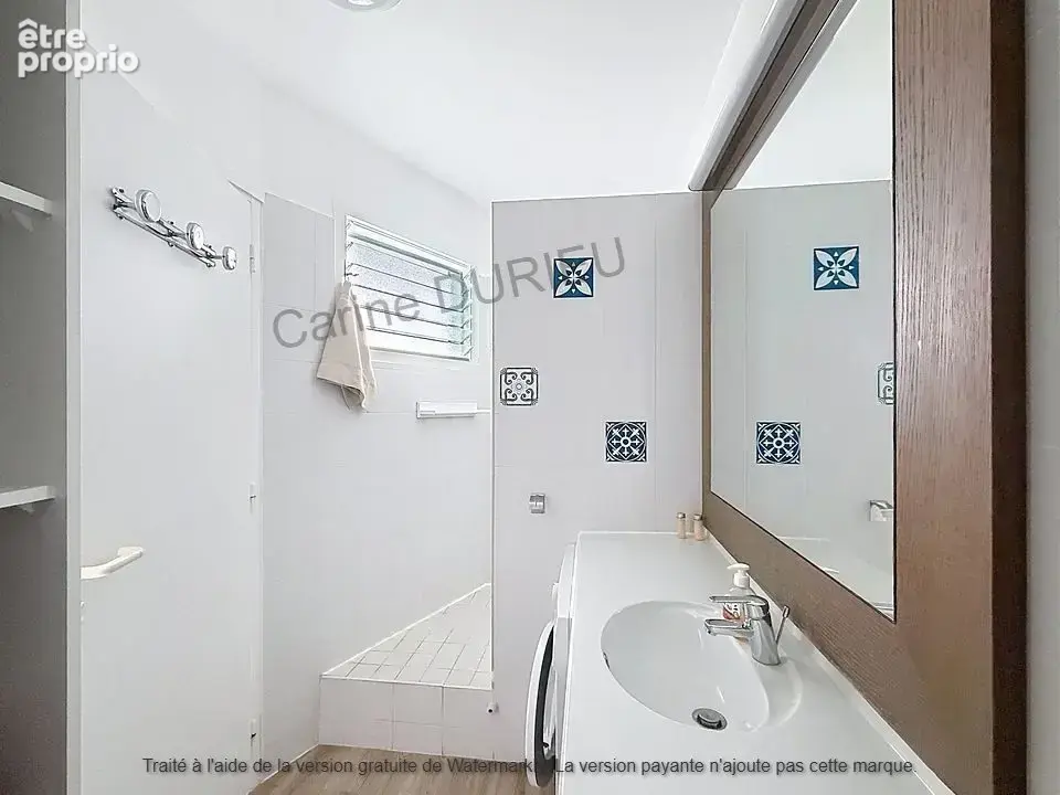 Appartement 25 m² à Saint-Francois  - photo 4