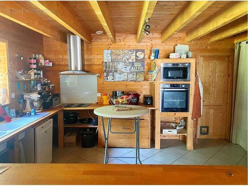 Maison 181 m² à Froidos  - photo 3