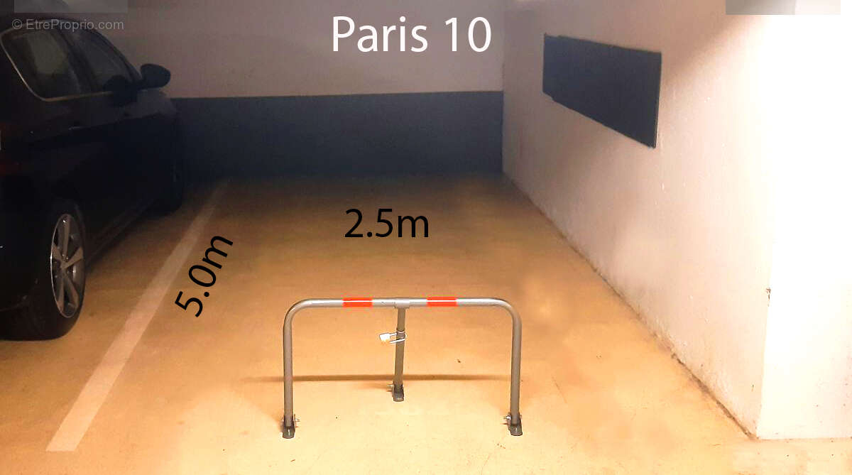 Parking à PARIS-10E