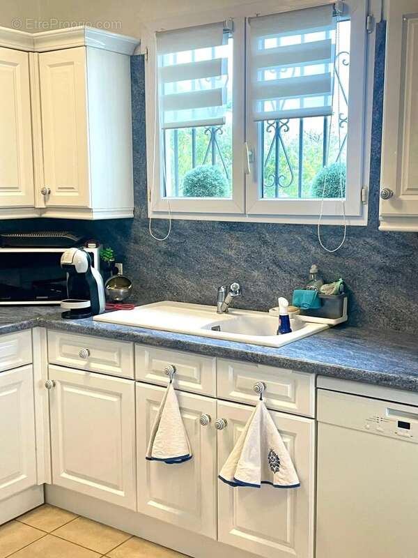 Maison à BERRE-LES-ALPES