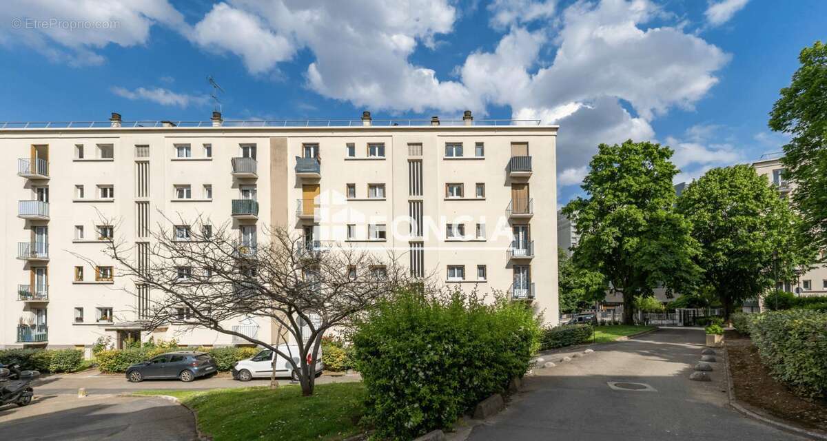 Appartement à RUEIL-MALMAISON