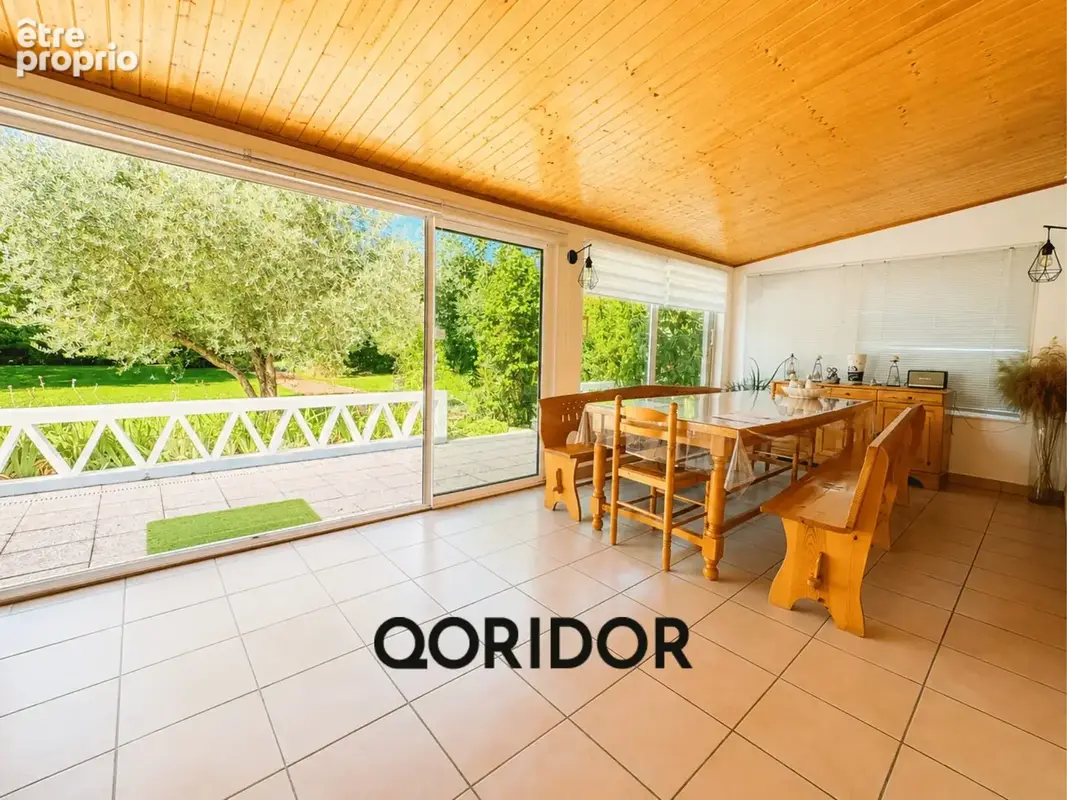 Maison 6 pièces 130 m² à vendre à Vaulx-En-Velin (69120) - photo 4