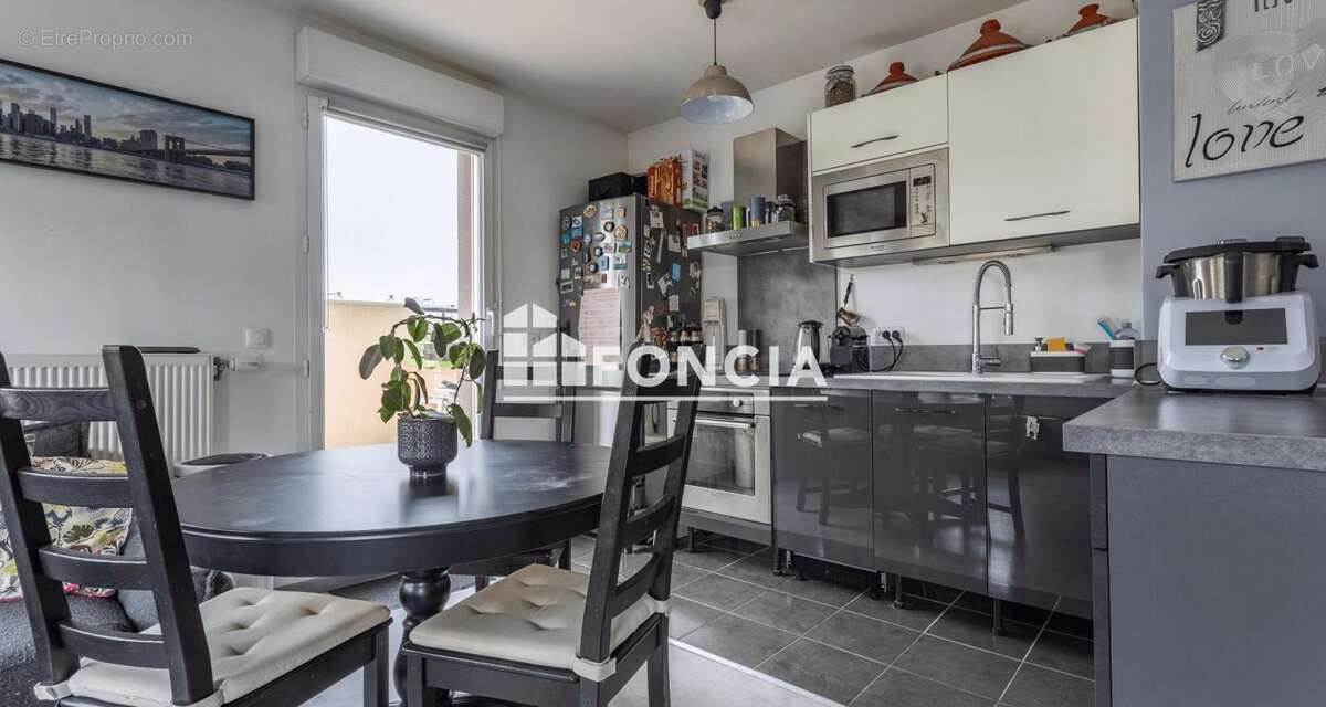 F3 de 53 m2  avec balcon de 22 m2 filant et place de parking athis-mons - photo 2