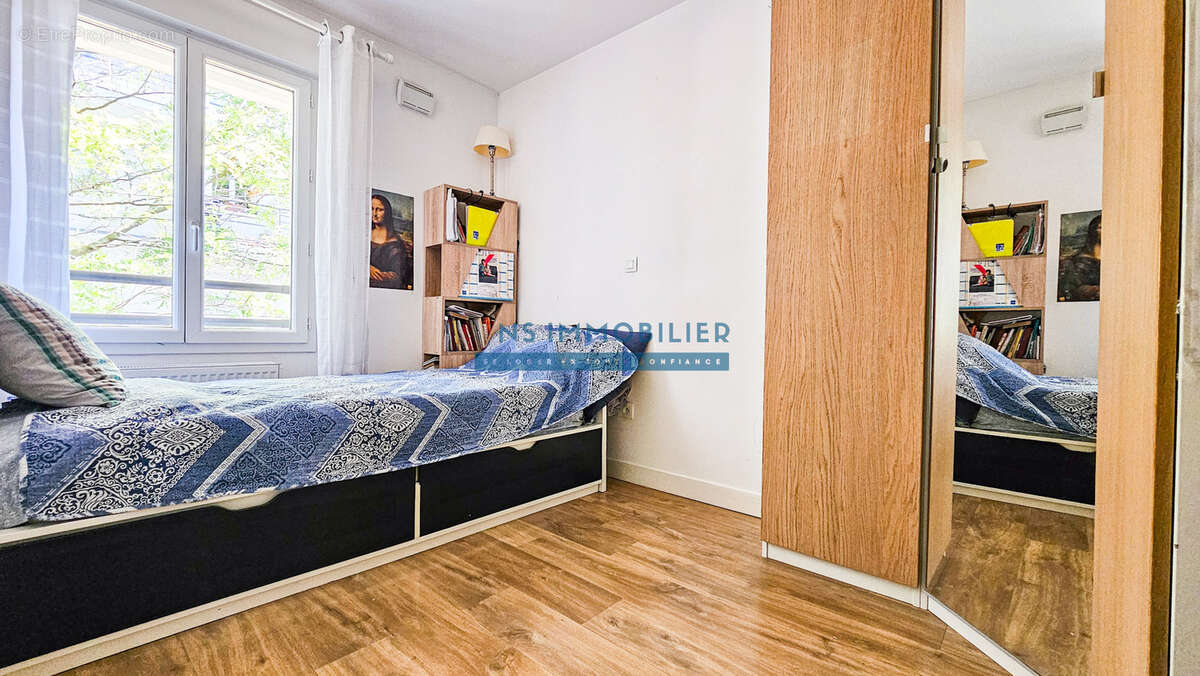 Appartement à SARTROUVILLE