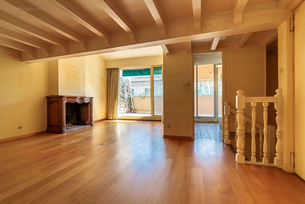 Appartement à CARCASSONNE