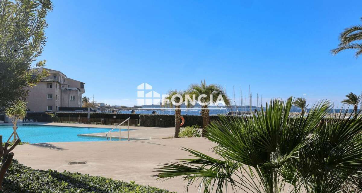 Appartement à SIX-FOURS-LES-PLAGES