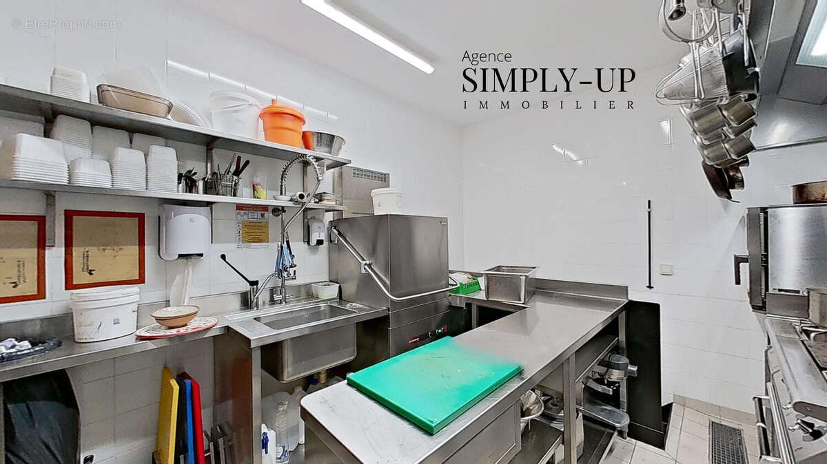 Commerce à PARIS-20E