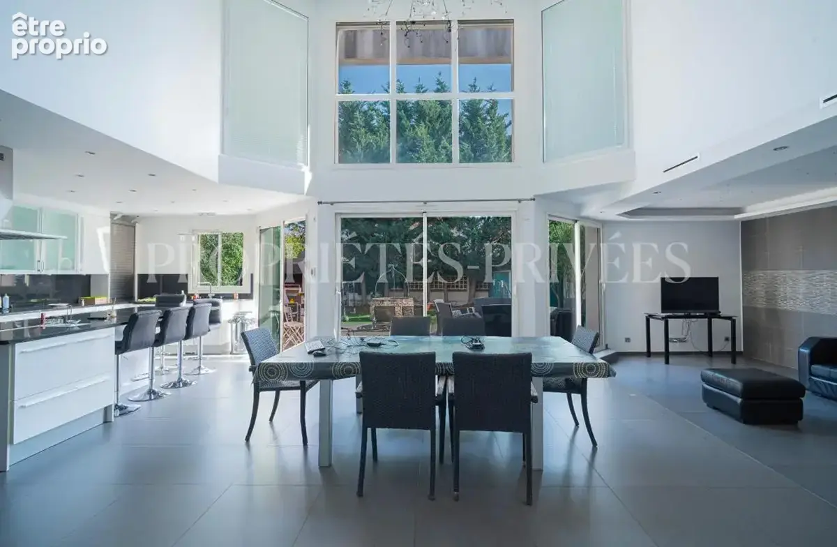 Maison contemporaine écologique avec salle de cinéma haut de gamme - photo 2