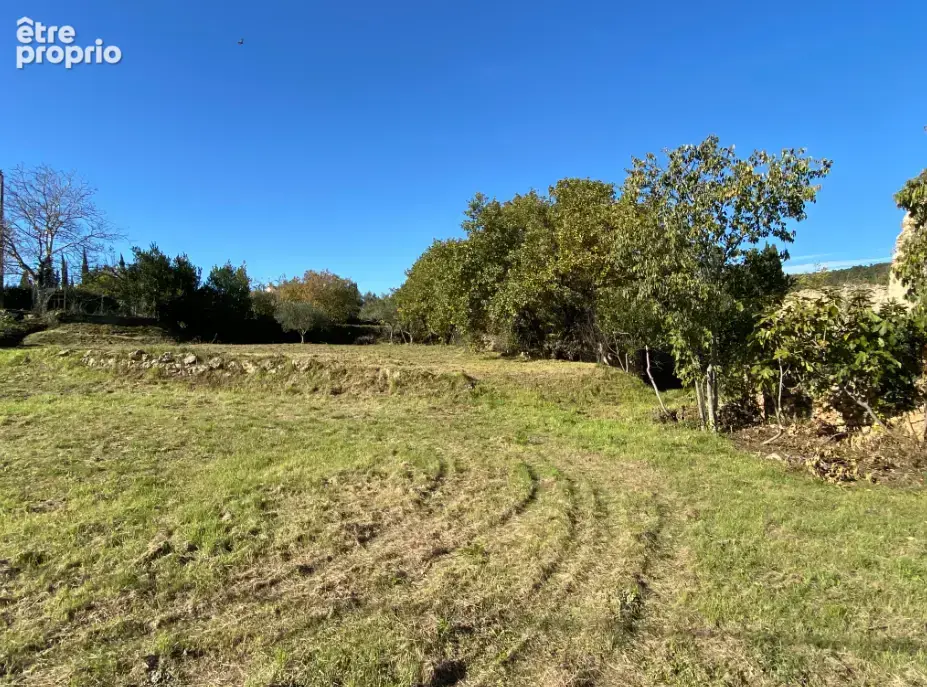 A vendre - terrain constructible de 6 447 m2 avec permis accorde - photo 6