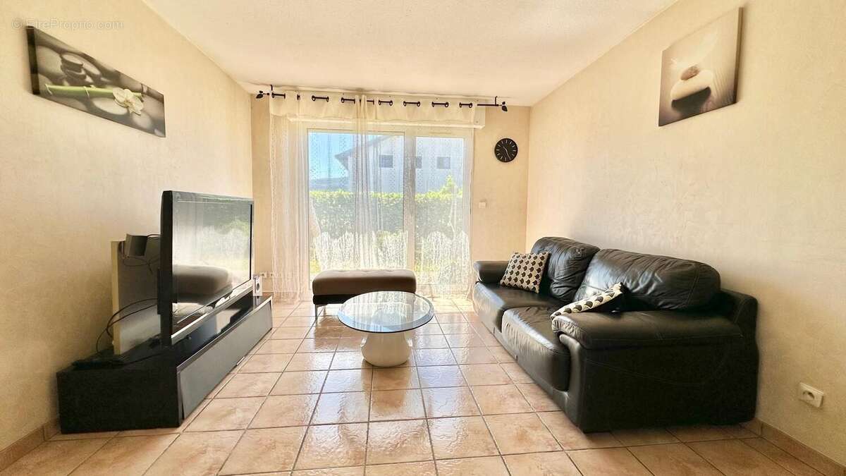 Maison à QUINTAL
