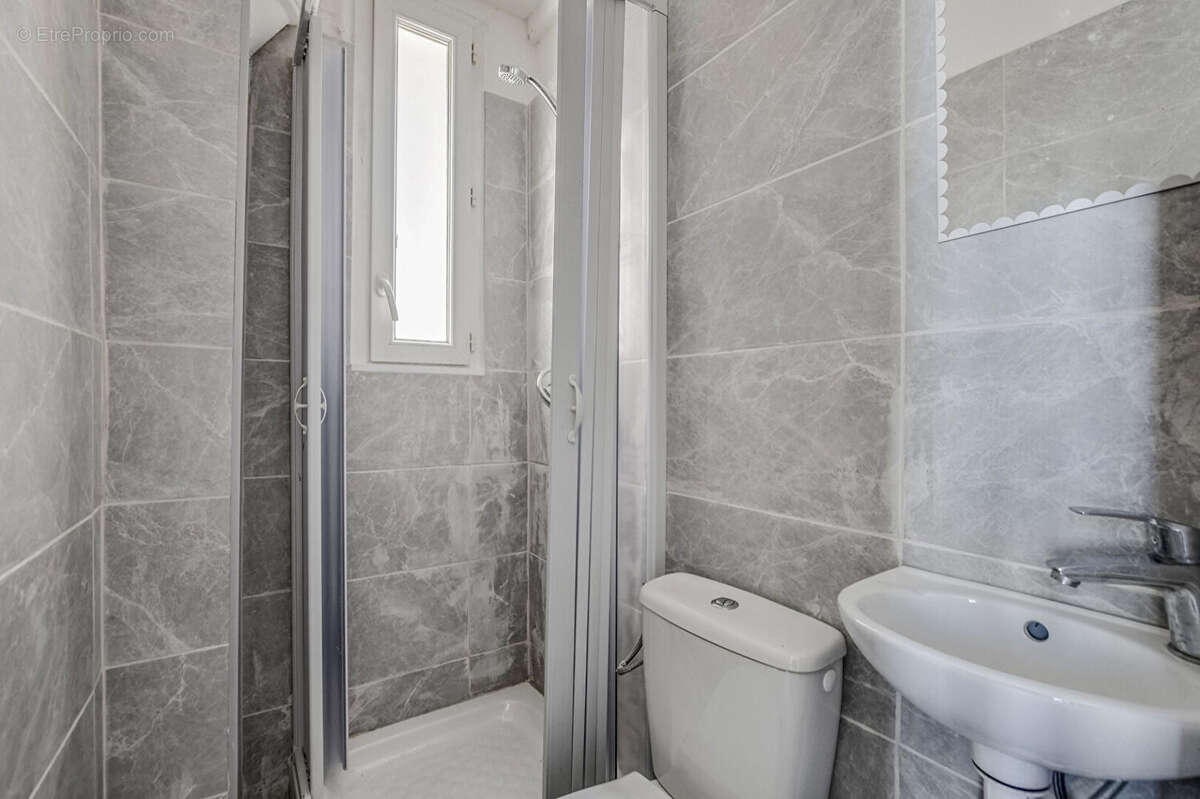 Appartement à PARIS-19E