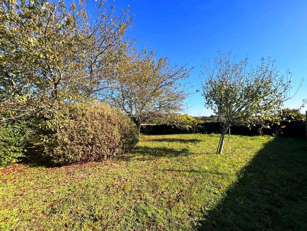 Fabuleuse propriété en pierres avec vues splendides sur la campagne! - photo 18