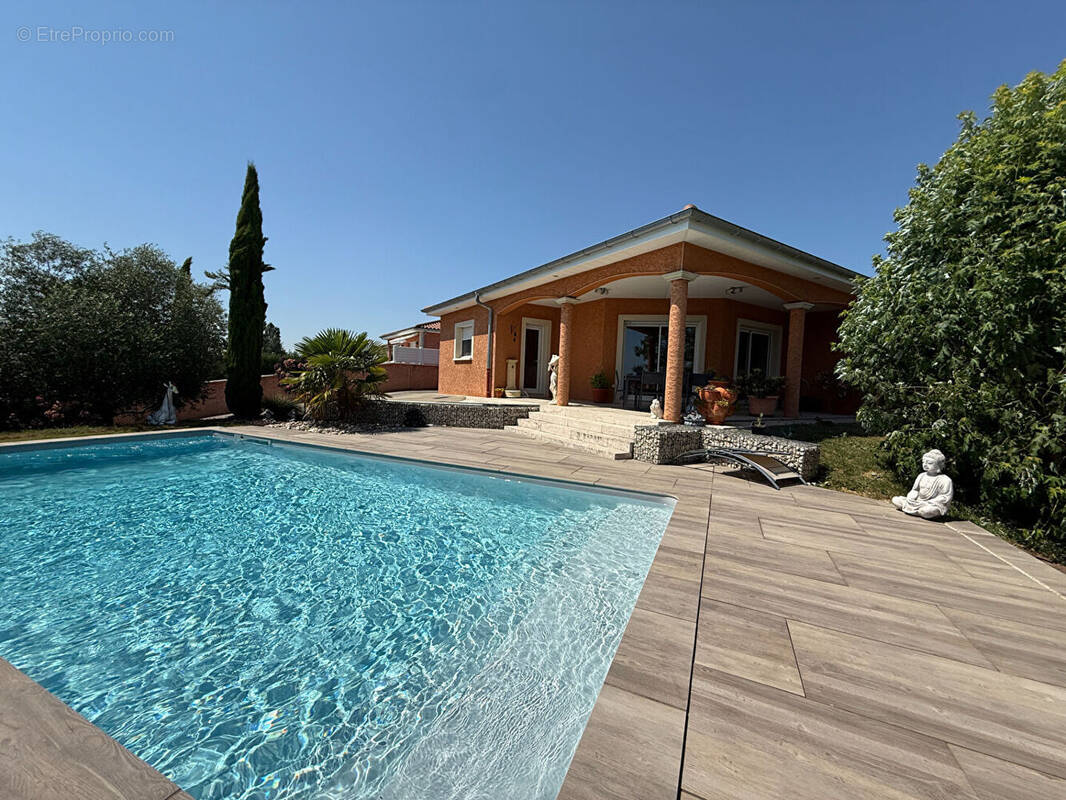 Maison à VONNAS