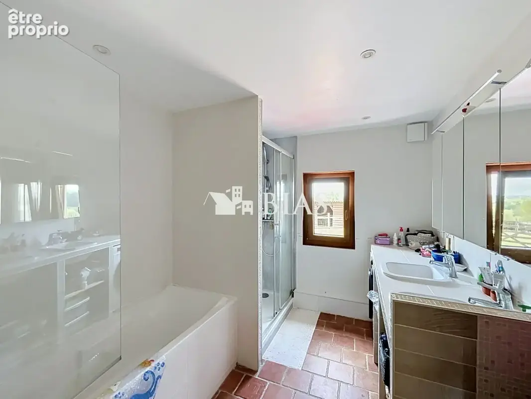 Maison 5 pièces 110 m² à vendre à Lisieux (14100) - photo 8