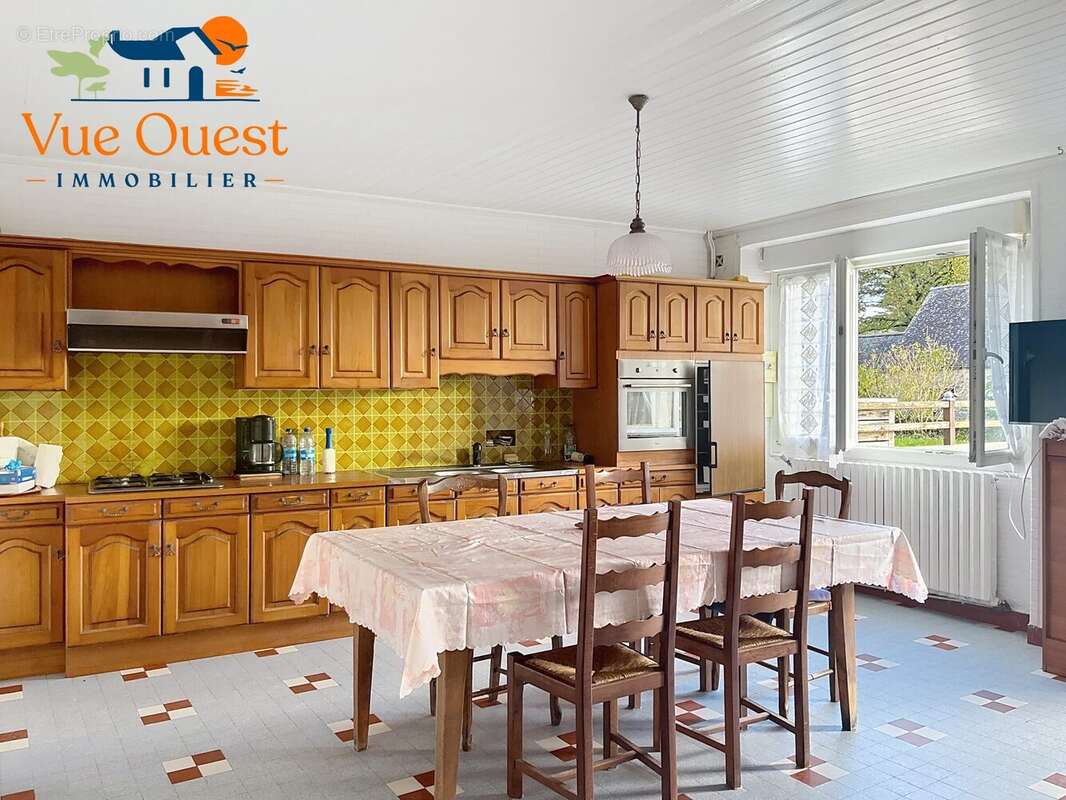 Maison à SAINTE-HELENE